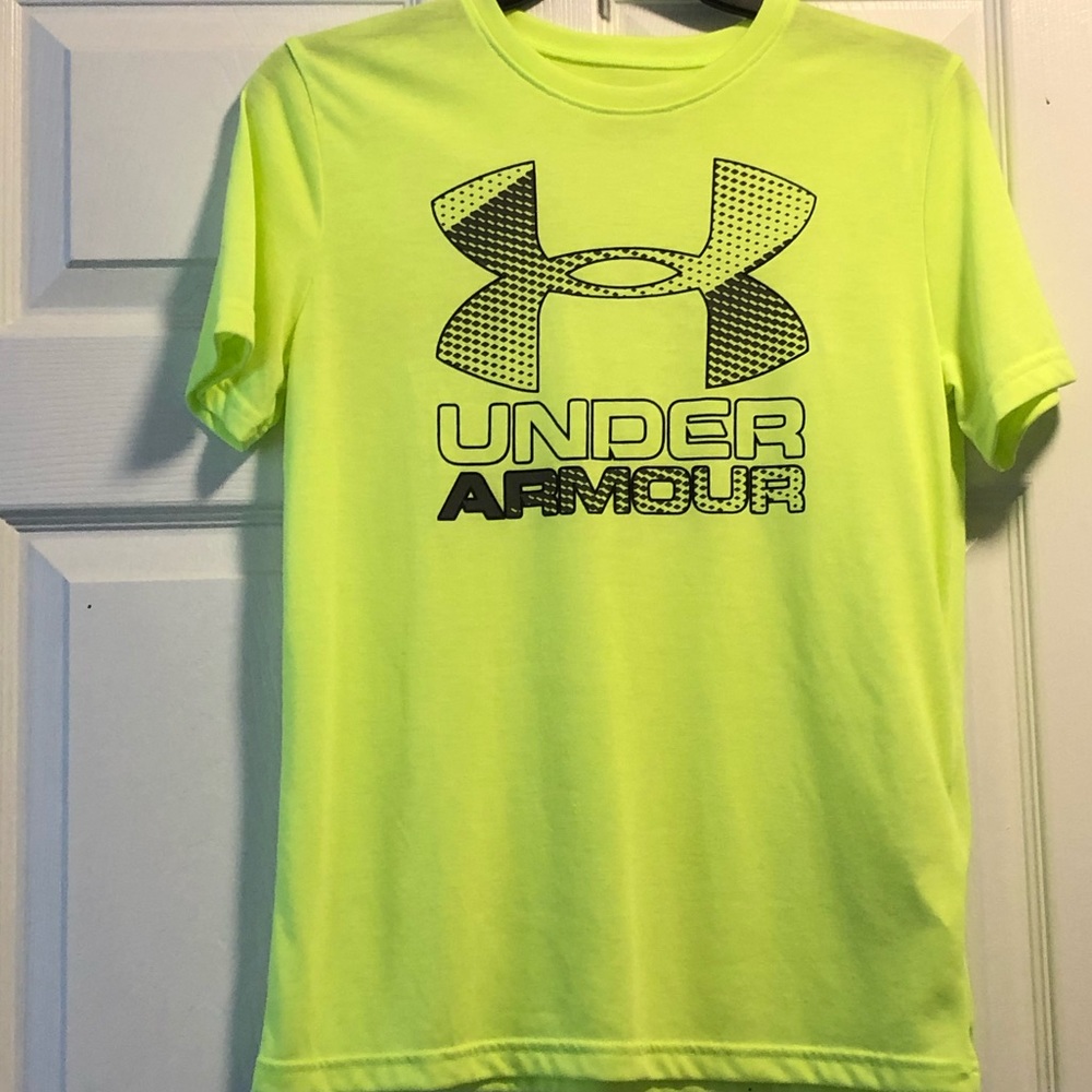 NWOT Under Armour t-shirt